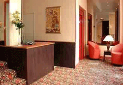 Tulip Inn Orange La Fayette Paris